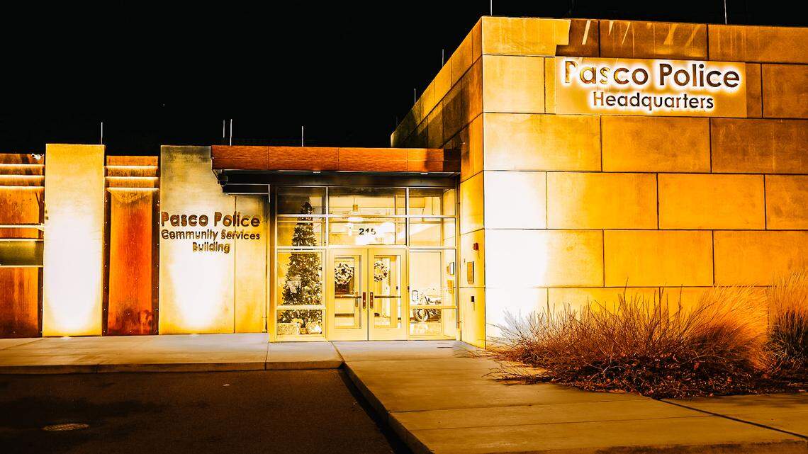 Man fleeing attack at Pasco party accused of hitting bystander with car