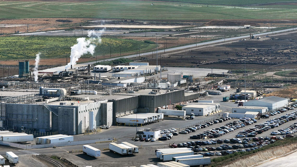 Tyson selling Tri-Cities area plant, closing others as beef market struggles