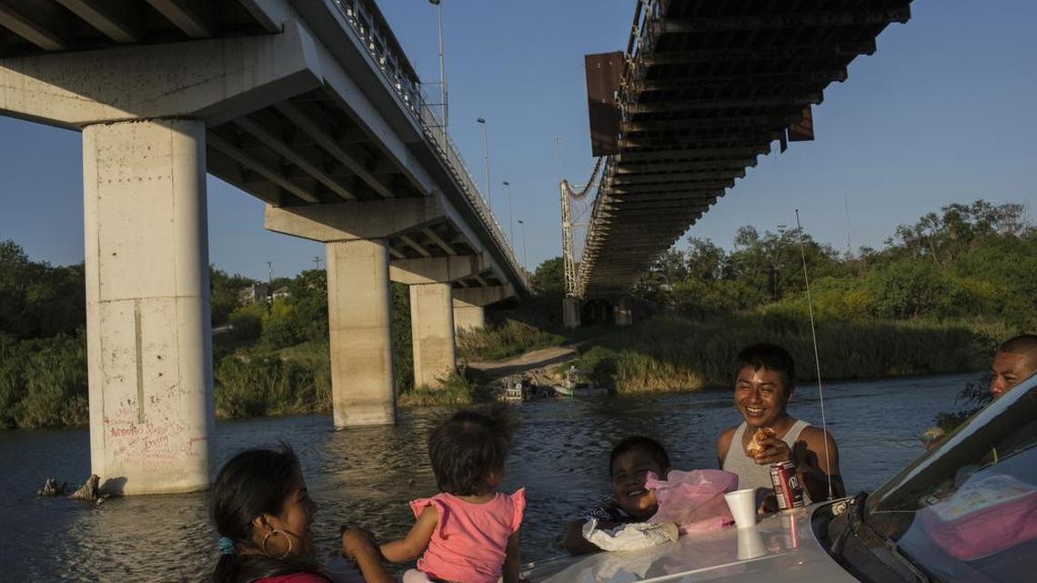 Border wall could leave some Americans on ‘Mexican side’