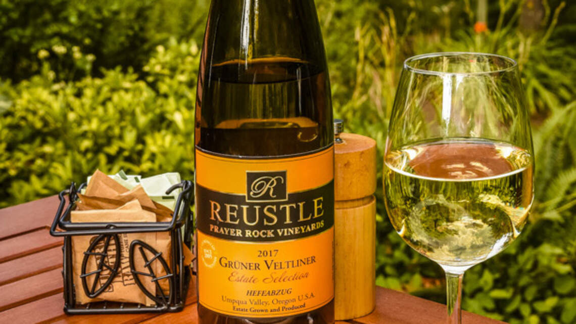 Northwest Wine: Reustle continues to rock it in So. Oregon and beyond