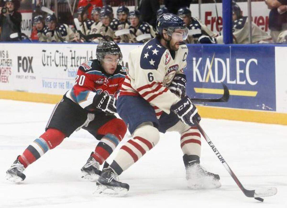 Former Tri-City American defenseman Justin Hamonic, at right in 2015, got a call from the Tulsa Oilers of the ECHL and has been playing for them since December. (File photo)