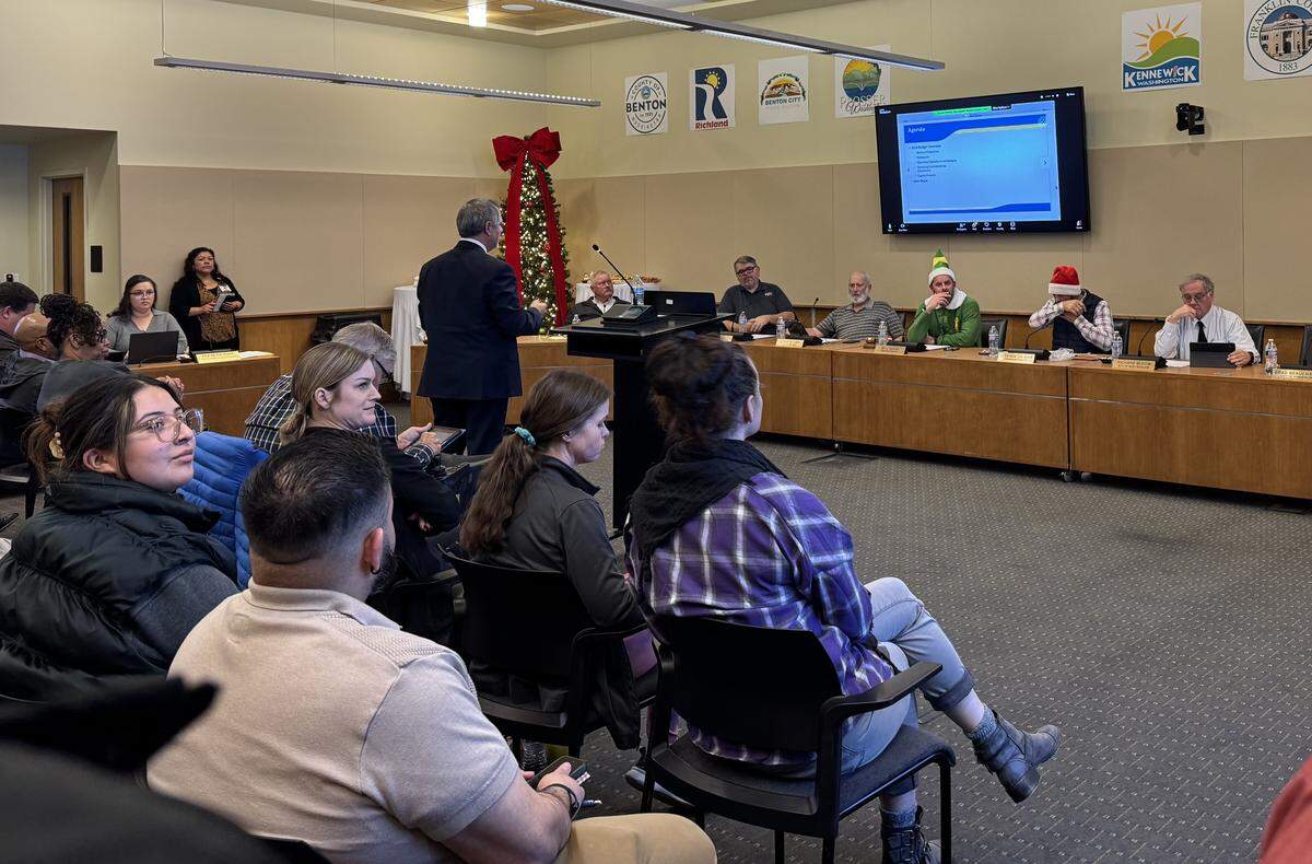 More than 100 Ben Franklin Transit employees and supporters attended a meeting to protest recent accusations of financial concerns by CEO Thomas Drozt. He was repeatedly interrupted during a budget presentation at the meeting on Dec. 11, 2025.