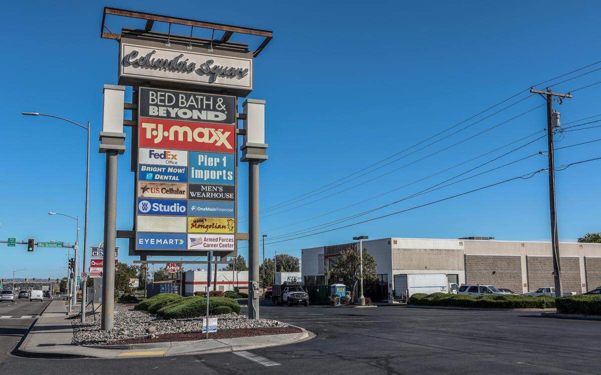 A former Pier One store on Columbia Center Boulevard in Kennewick is going through a $1 million renovation to become a new Ulta Beauty.