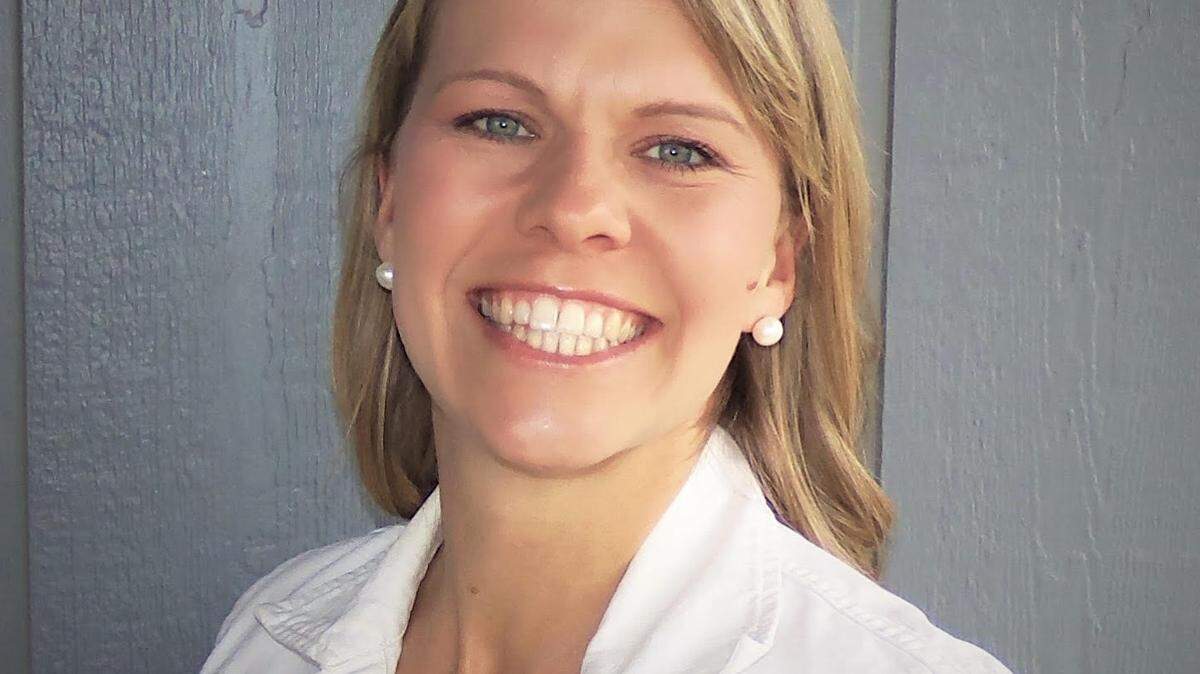 Richland School Board member says she deleted text messages with other board members