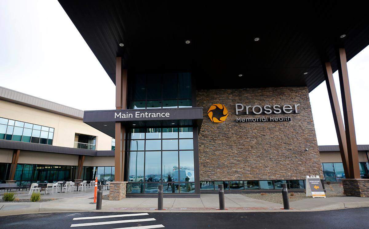 Covered main entrance to the new Prosser Memorial Health hospital.