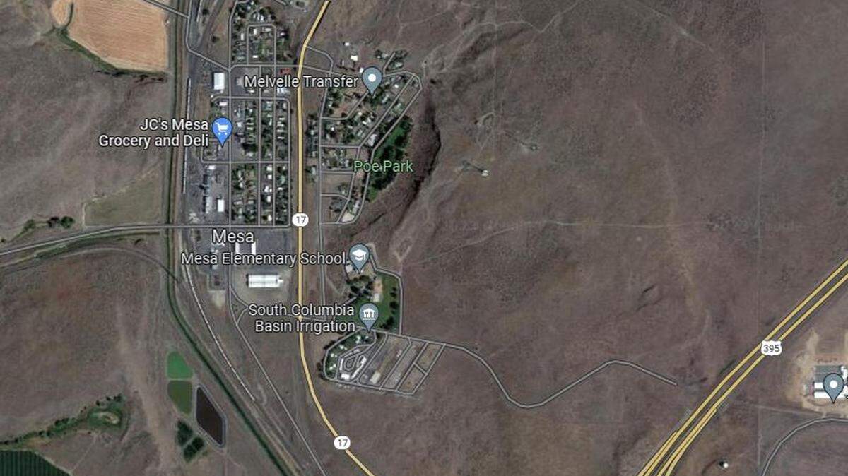 Police are investigating a fatal crash on Highway 17 near Mesa.