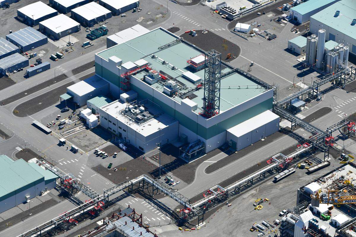 The Low Activity Waste Facility at the Hanford nuclear site’s Waste Treatment Plant, or vitrification plant, has reached a milestone amount of radioactive waste treated.