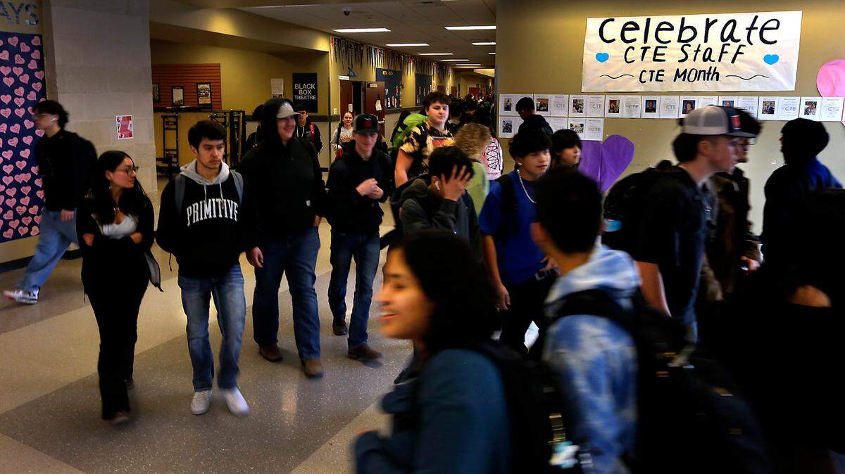 Congestion in the intersection of main hallways as students change classrooms at Chiawana High School in Pasco.