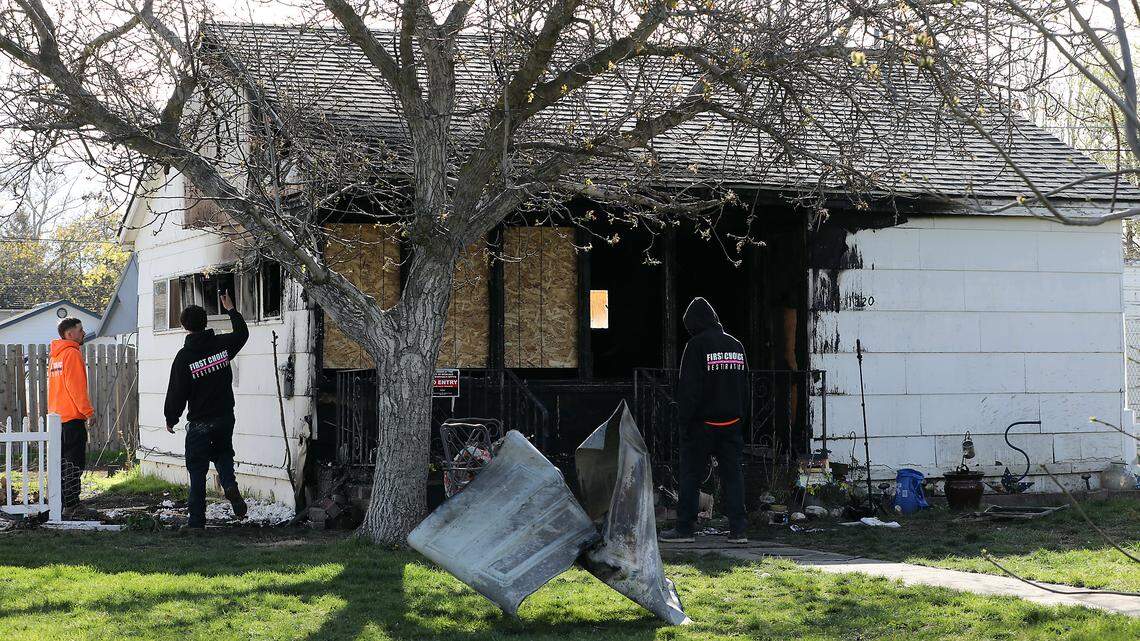 Woman hurt saving her pets from early morning Richland house fire