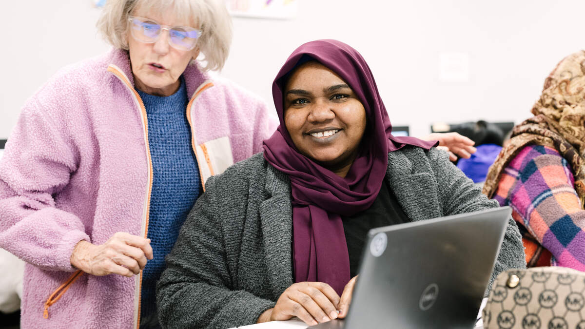 The B5 - Bridges to New Beginnings - nonprofit learning center in Kennewick delivers educational classes and after-school programs for refugees and immigrants in the Tri-Cities.