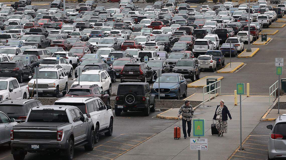 What’s being built there? Airport parking + Hundreds more apartments and lofts