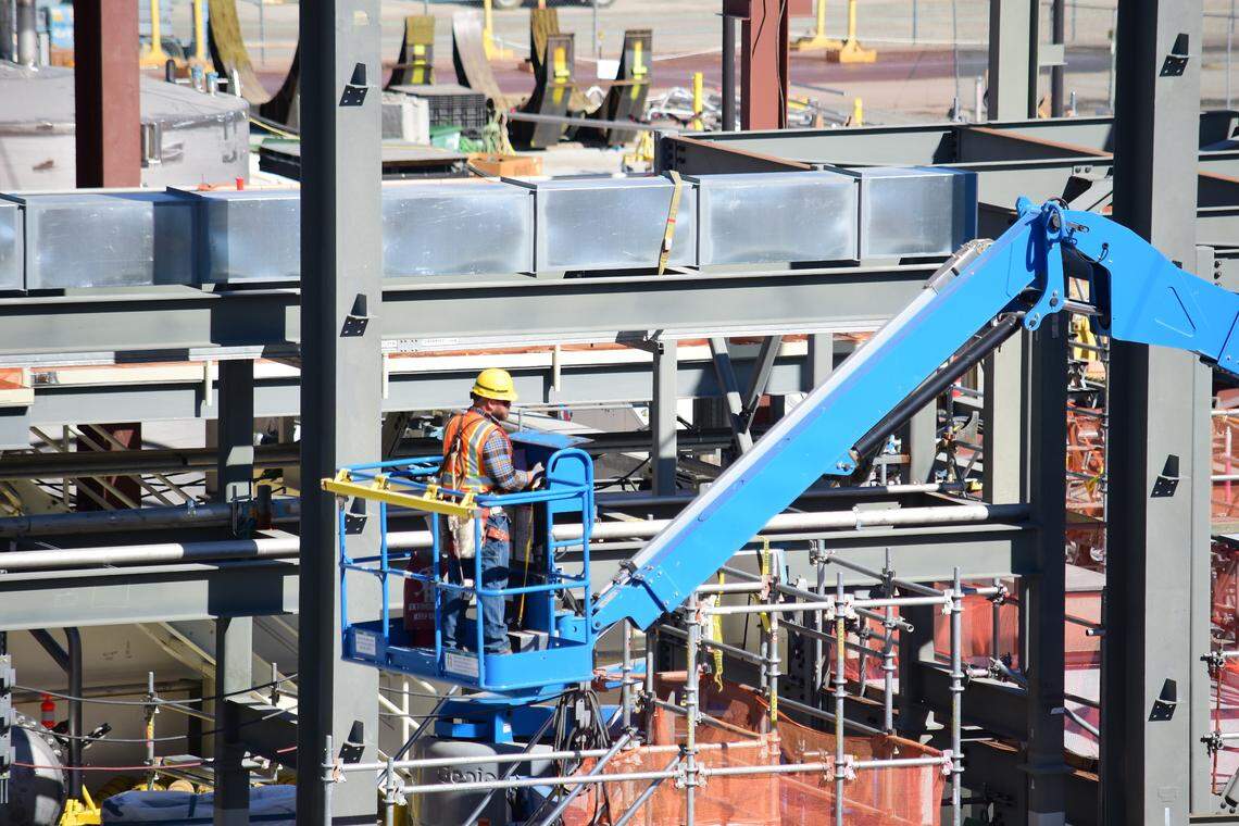 The Washington state Department of Ecology has issued the permits that will allow mechanical and piping systems to be installed in the Hanford vitrification plant’s Effluent Management Facility/