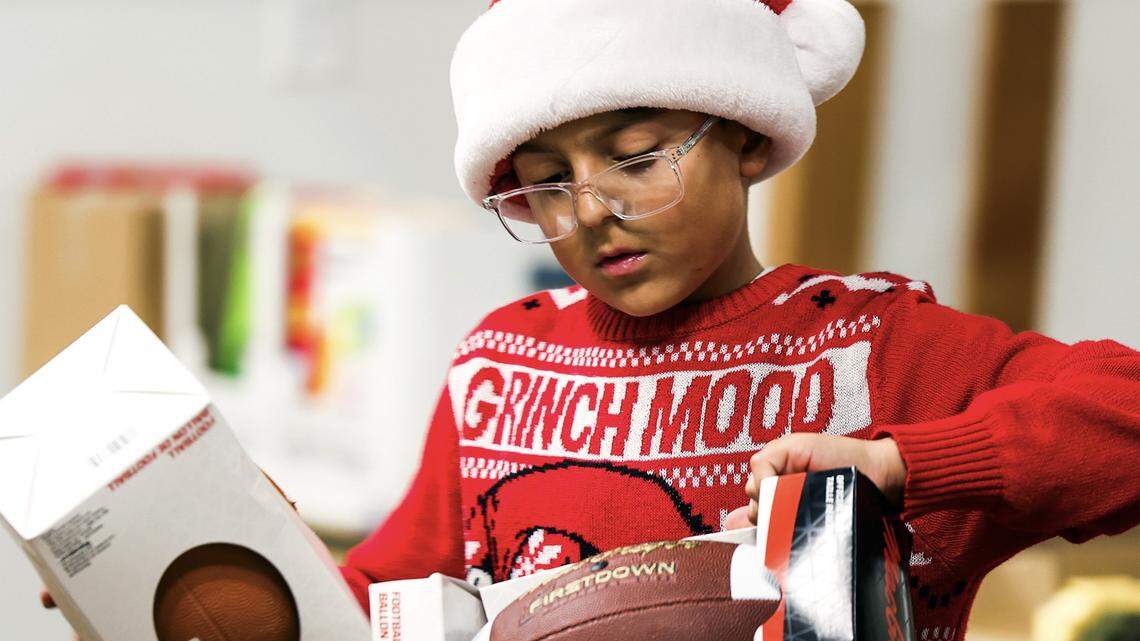 Filling 4,500 Tri-Cities kids’ holiday wishes, one toy at a time