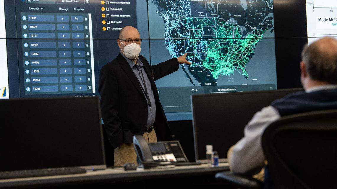 Tri-Cities researchers work to protect electric grid from Mother Nature’s fury