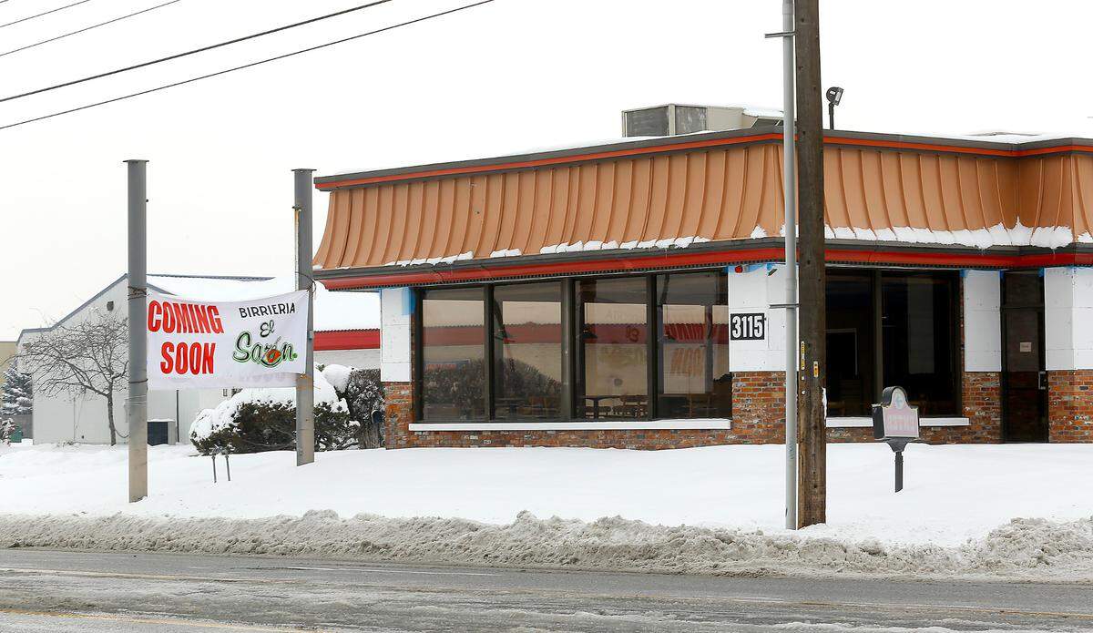A banner announces El Sazon Mexican Restaurant will soon be opening in the former Wendy’s restaurant building at 3115 W. Clearwater Ave. in Kennewick.