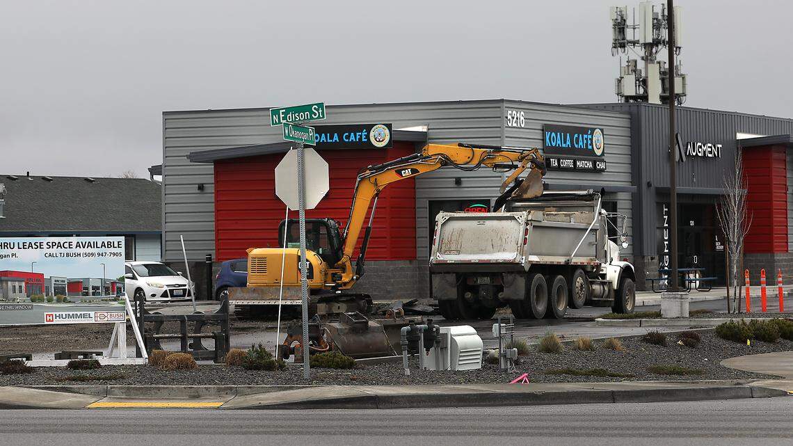 What’s being built there? Goodbye food truck plaza + Queensgate townhomes