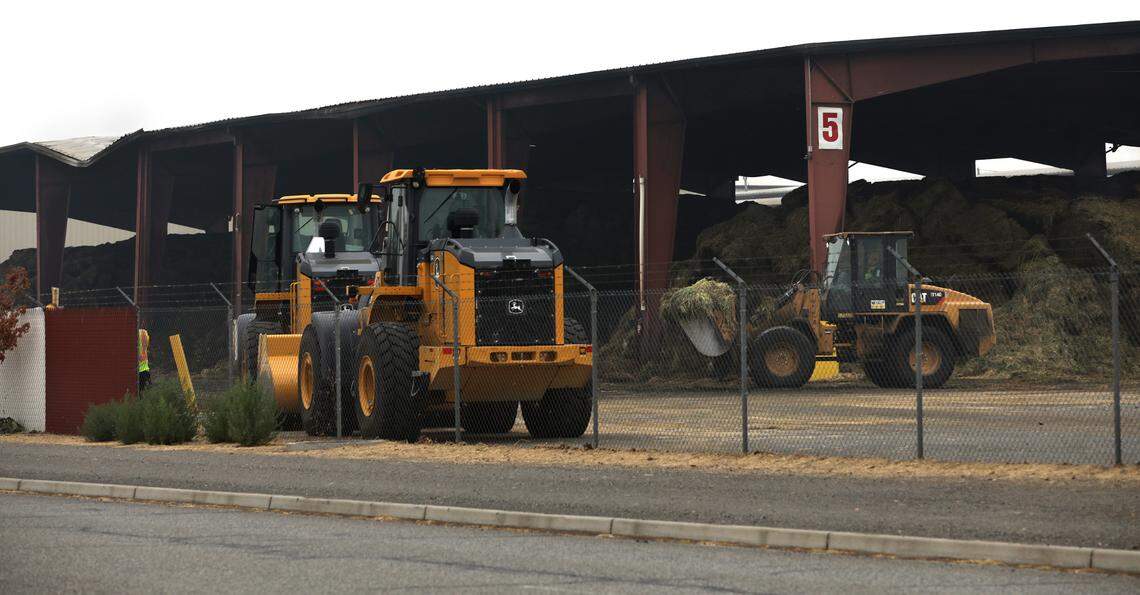 Zen-Noh Hay Inc. will rebuild a hay storage facility damaged by fire in the Port of Pasco’s Big Pasco Industrial area.