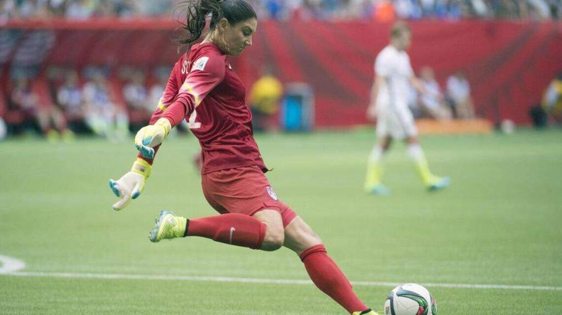 Soccer legend and WA native Hope Solo to auction FIFA, Olympic memorabilia