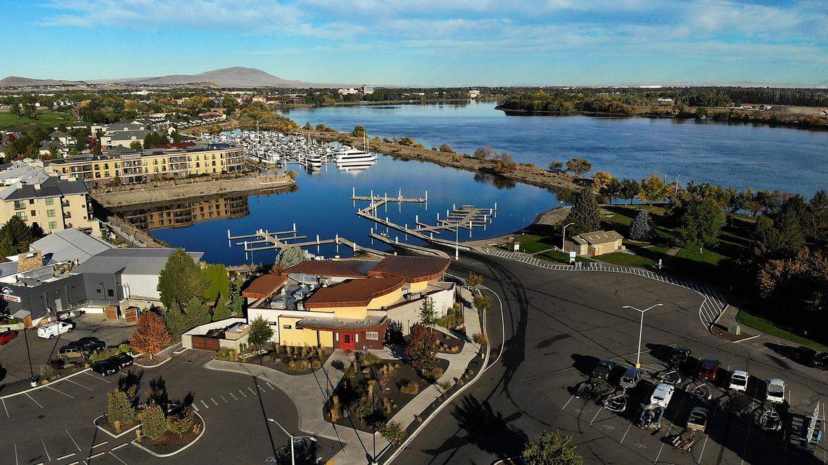 Richland’s Columbia Point will host an Ironman 70.3 triathalon in 2024.