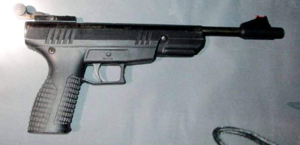 The BB Pistol found in an apartment near the 500 block of West Bonneville Street after SWAT and police surrounded the area. The pistol was found hidden in the apartment. Pasco Police Department collect it as evidence.