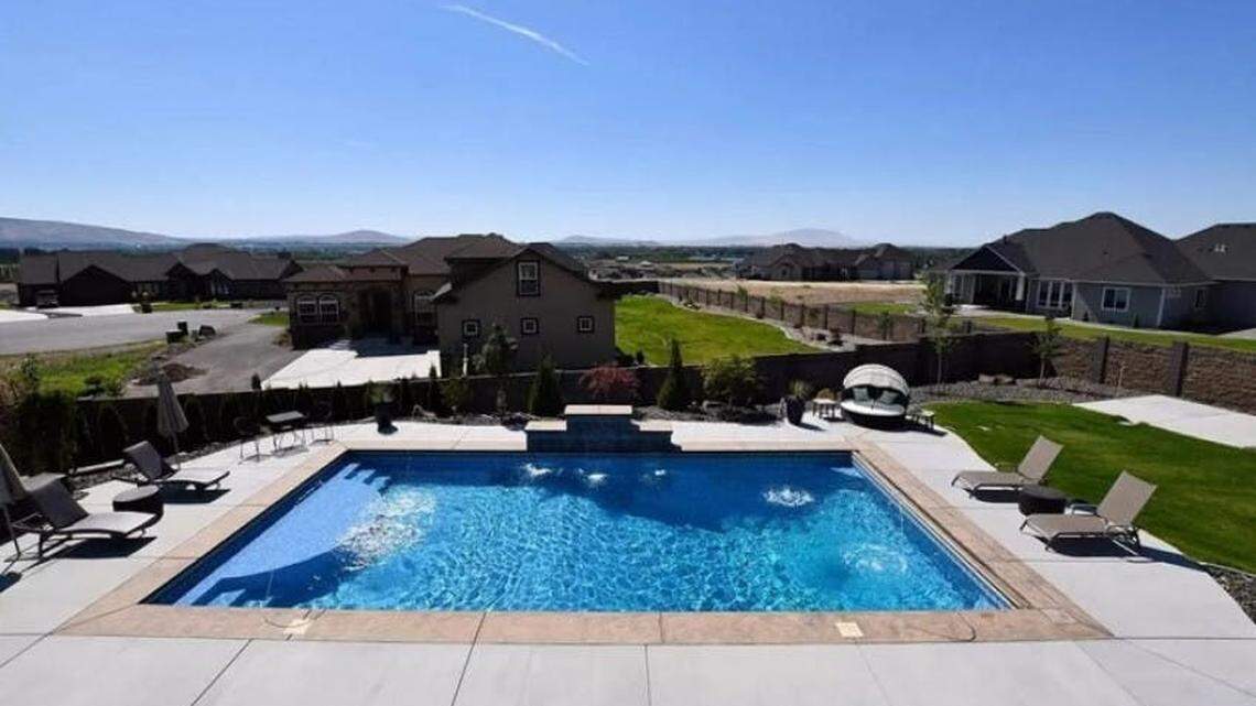 Rent your own private pool by the hour to cool off this Tri-Cities summer