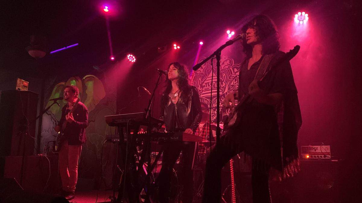 Seattle neo-psychedelia band General Mojos performs at The Emerald of Siam.