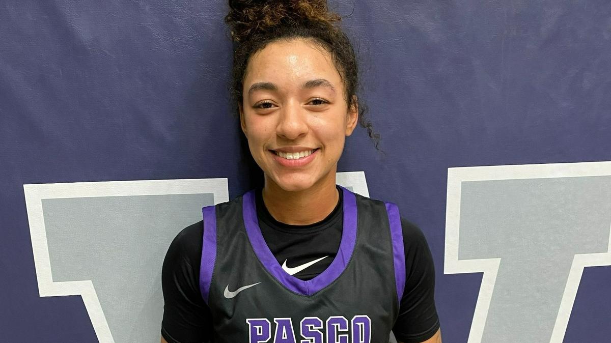 Pasco High Bulldogs star guard Mya Groce scored 20 points in a 70-46 win at Hermiston