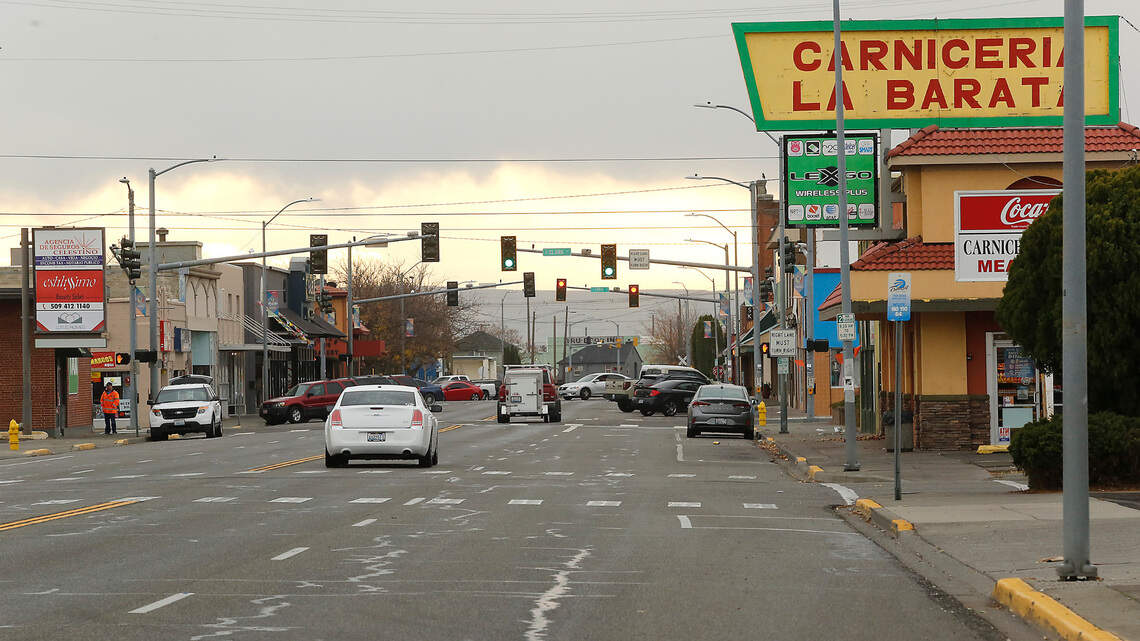 After years of turmoil, Pasco wants to hand off farmers market, specialty kitchen