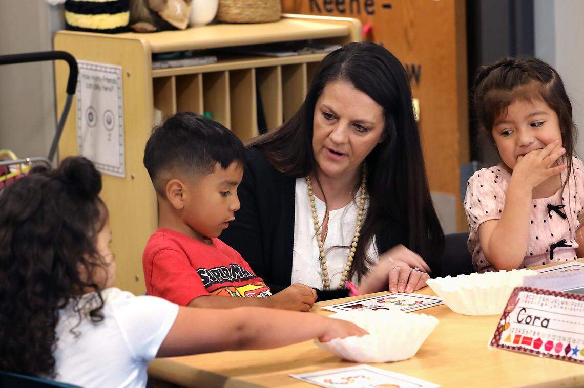 Transitional Kindergarten teacher Millea DeAngelo conducts a classroom exercise recently at Keene-Riverview Elmentary School in Prosser.