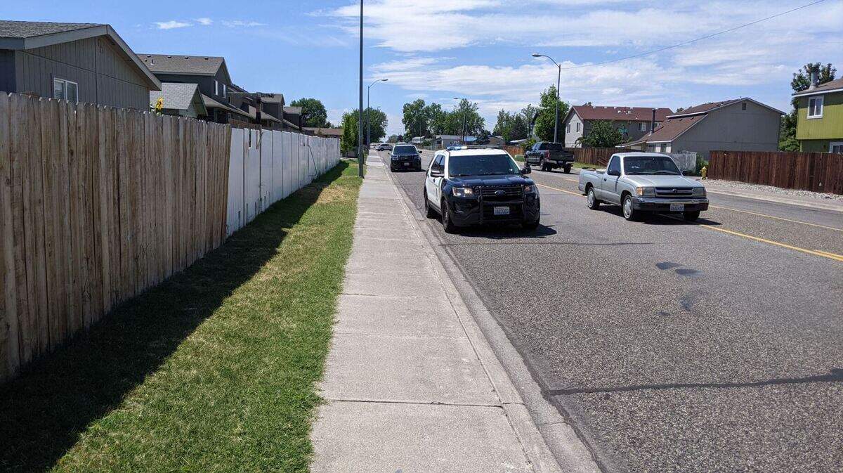 Kennewick Police were searching for a shooting suspect near Garden Vista Mobile Home park in Kennewick on Friday.