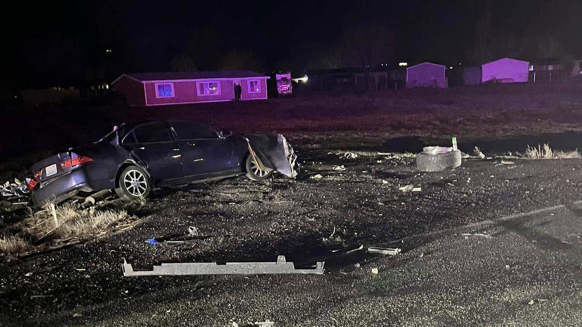 The driver of an Acura sedan died in a crash about 8 p.m. Saturday on Highway 224 near Benton City, Wash.