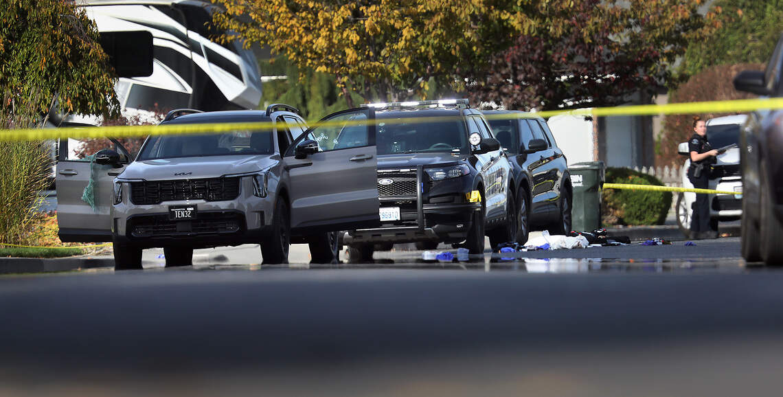Man indicted on child porn charges dies in Washington police shooting