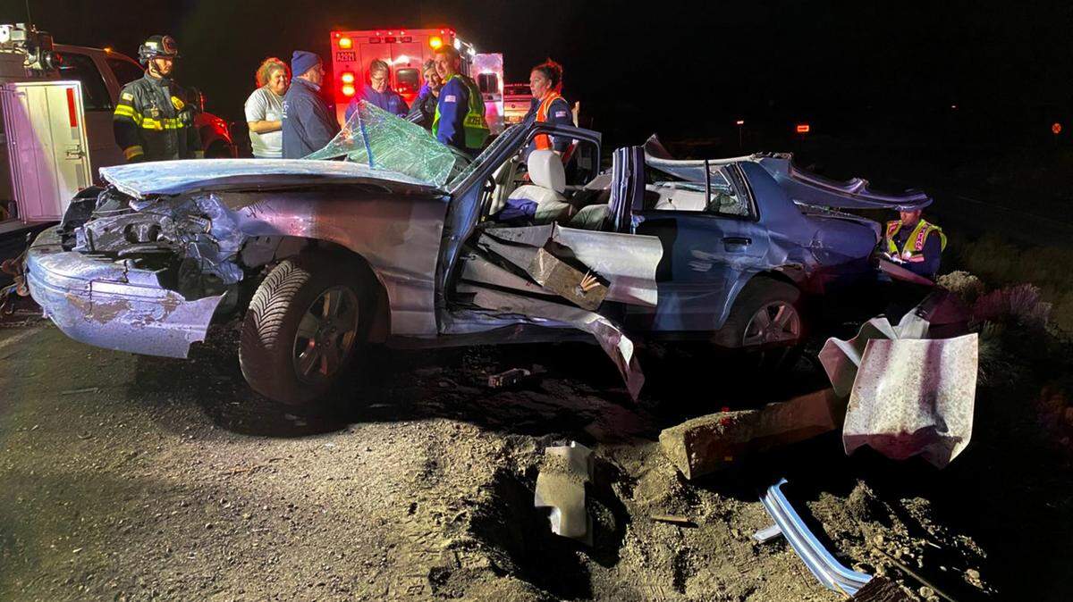Franklin County deputies respond to a crash on Highway 395 north of Pasco that severely injured the driver.
