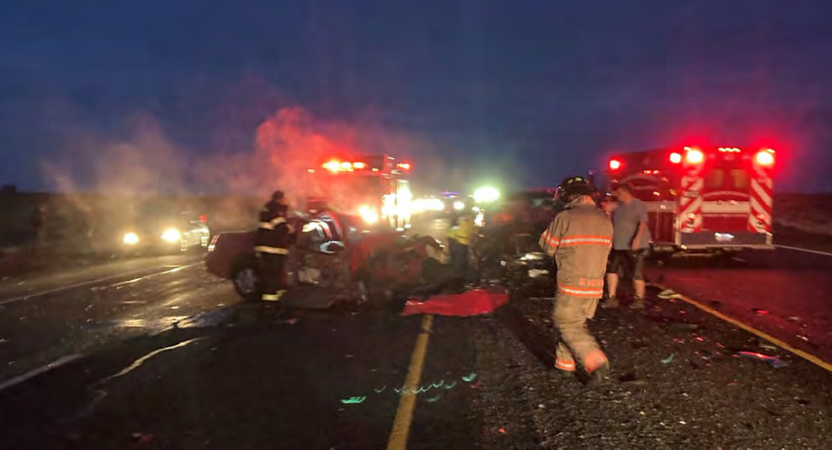 Hanford Patrol and Benton County Sheriff’s deputies investigate the fatal Jan. 21 crash north of Richland.