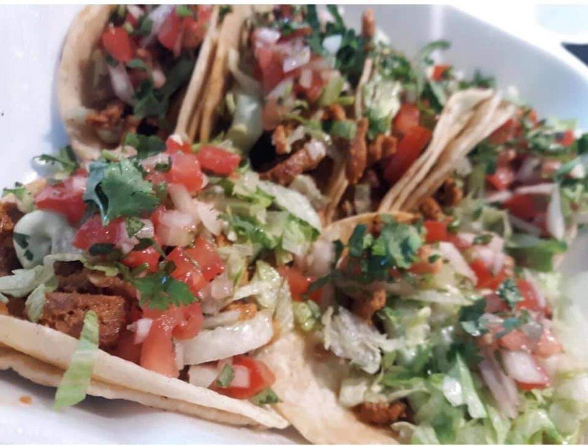 The El Fat Cat Grill in Kennewick has been the No. 1 food truck in the annual People’s Choice Awards for five years.