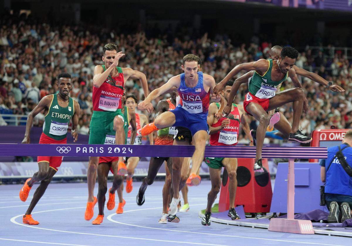 Aug 7, 2024; Saint-Denis, FRANCE;  Kenneth Rooks (USA) in the men's 3000m steeplechase final during the Paris 2024 Olympic Summer Games at Stade de France. Mandatory Credit: Kirby Lee-USA TODAY Sports