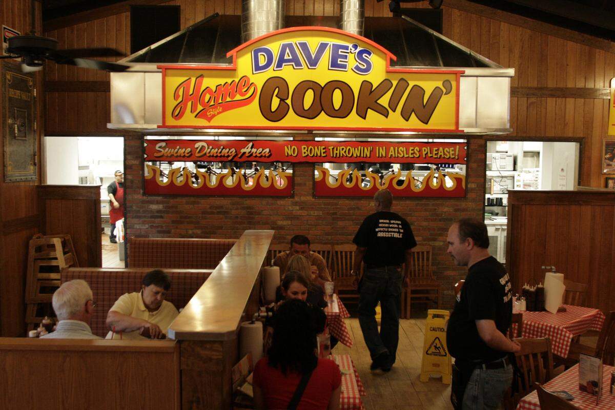 Famous Dave’s Legendary Pit Barbeque opened its doors next to Columbia Center Mall in June 2008 in Kennewick. At the opening, the nationwide chain expected to bring 156 jobs to the Tri-Cities, according to a company official.