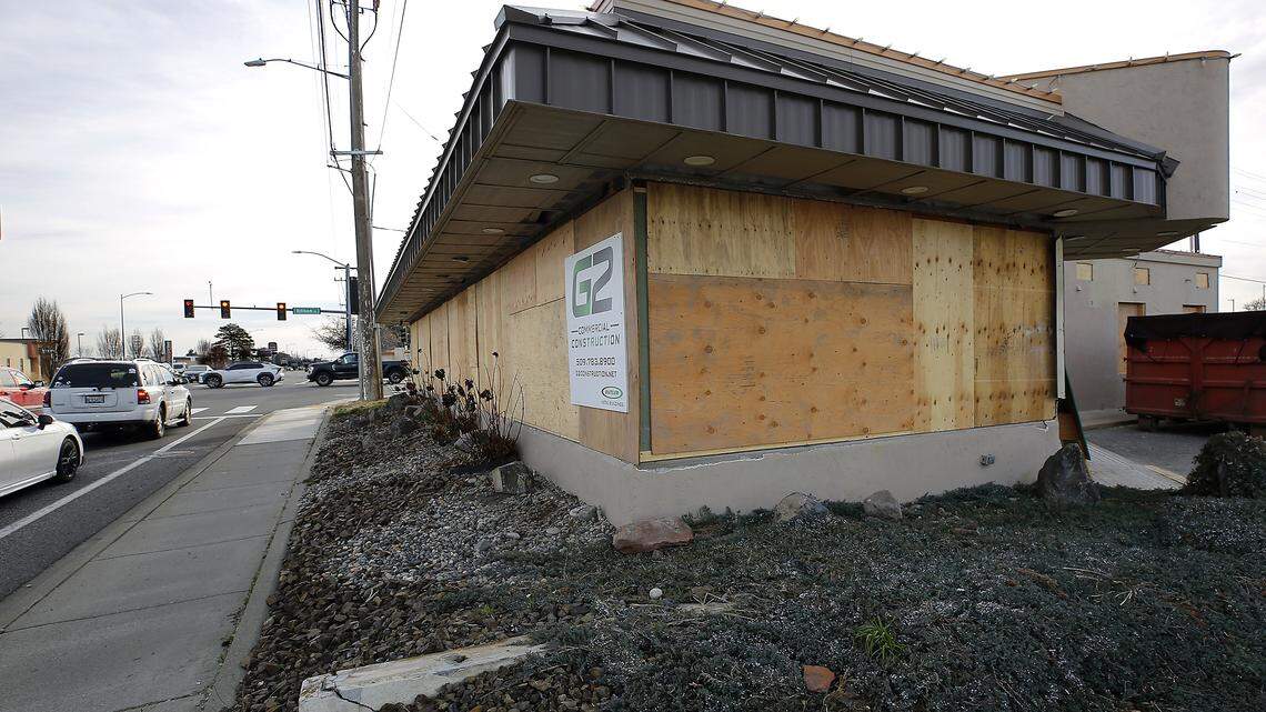 Flower shop vacant for +2 years is getting a new medical mission in Tri-Cities