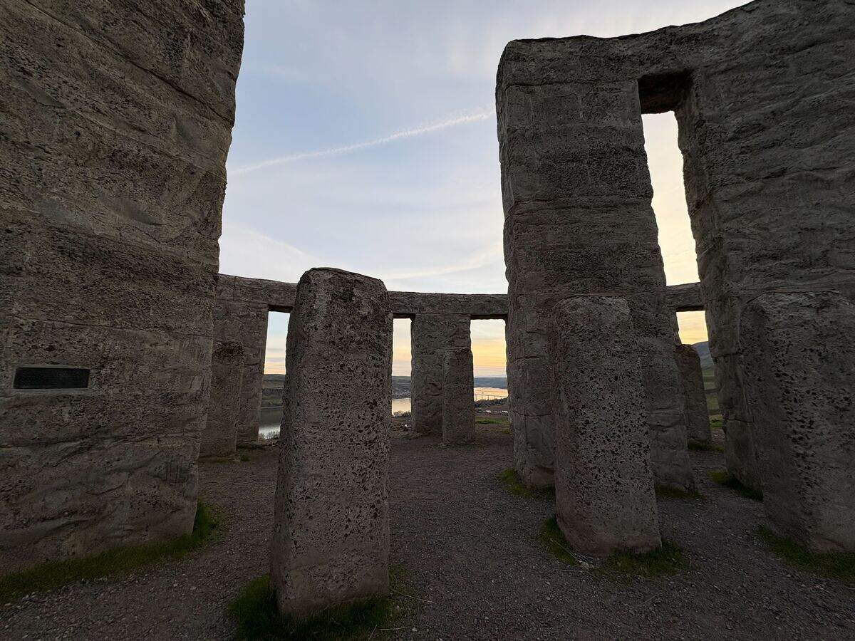 Many suggest visiting Maryhill’s Stonehenge replica and memorial site around sunset. This photo was taken just before sunset in March 2026.