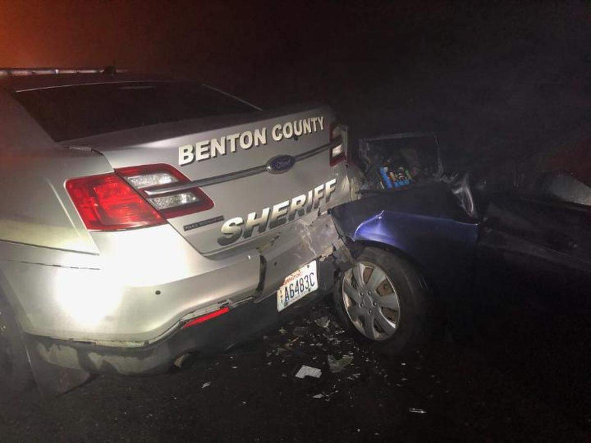 Benton County sheriff’s Deputy Randy Loyd was investigating a crash near Keene Road on Thursday morning when a Hyundai Elantra slammed into his patrol car. Both Loyd and the other driver were wearing seat belts.