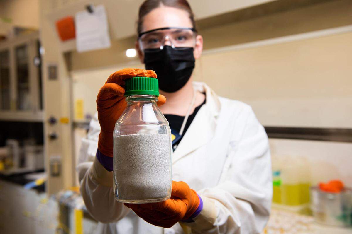 Amy Westesen, a chemical engineer at PNNL, is testing the effectiveness of using materials like this to absorb cesium and strontium from the chemical and radioactive waste in Hanford’s tanks.