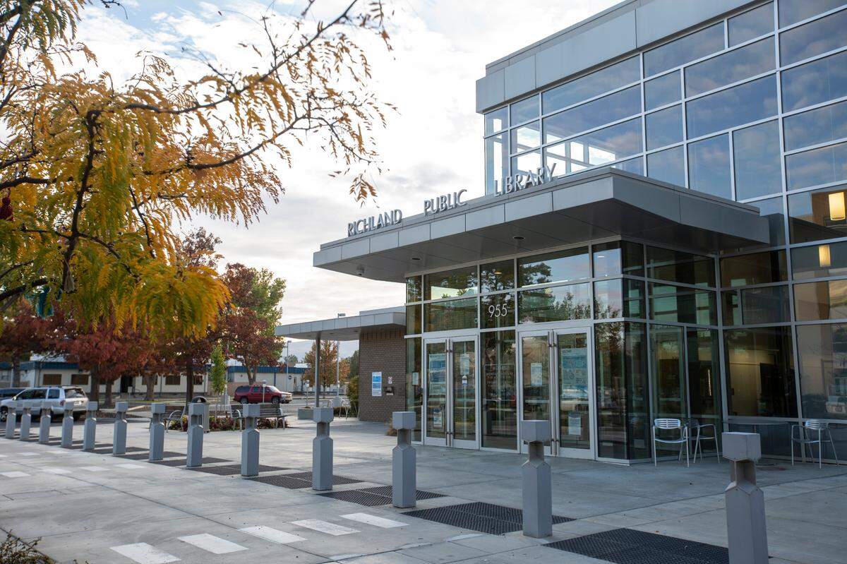 The Richland Public Library