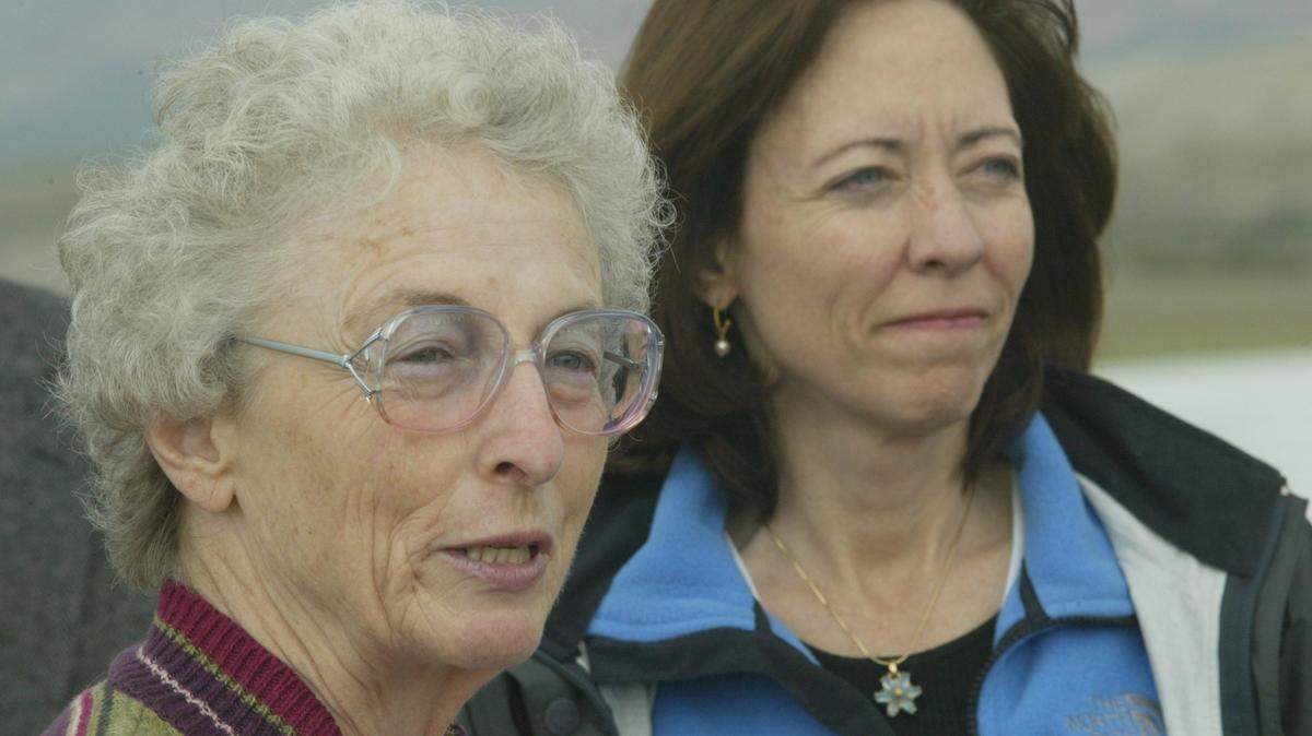 Rita Mazur is shown with Sen. Maria Cantwell in 2004 when Mazur served on the Richland City Council.