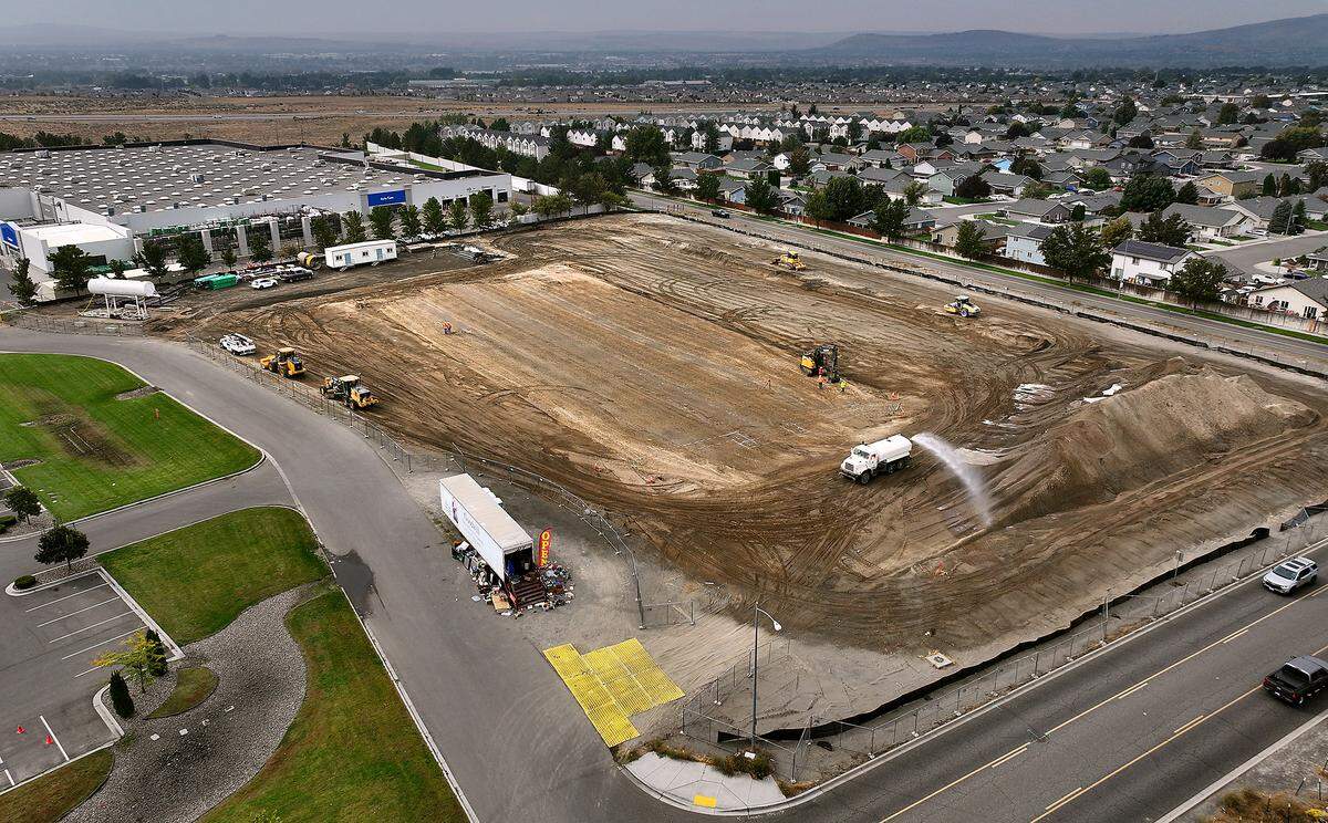 Goodwill Industries of the Columbia is constructing a new retail store and employment office near the Mid-Columbia Libraries’ branch in West Pasco. 