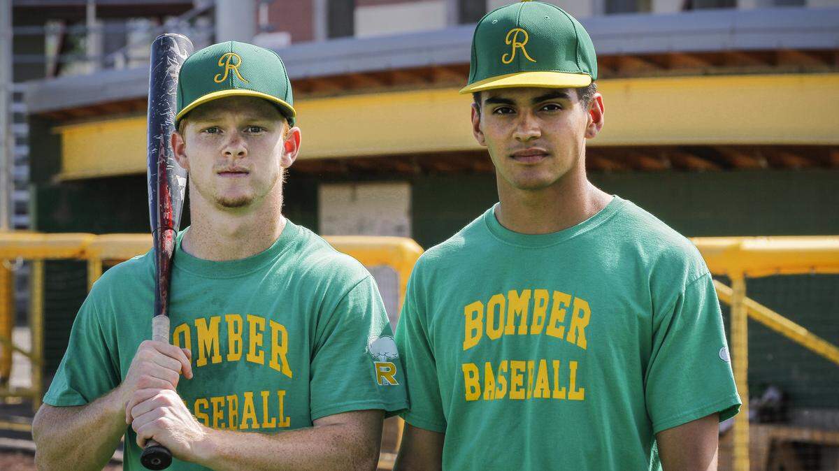 Richland's Adam Weissenfels (left) and Josh Mendoza have brought their leadership skills — as well as experience winning a state football title — to the baseball field this spring.