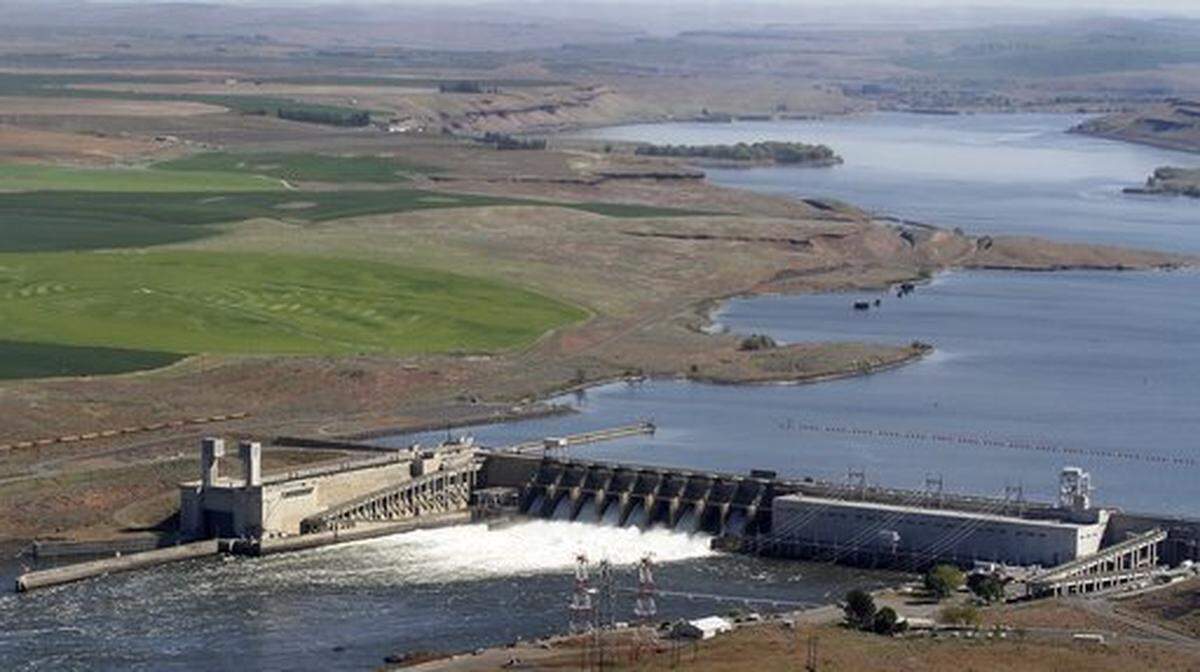 Ice Harbor Dam on the Snake River, seen from the air near Pasco, helped prevent rolling blackouts in the Tri-Cities in the late June 2021 heatwave, says the Bonneville Power Administration.