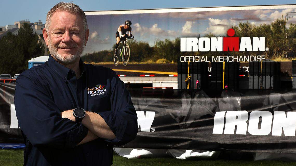 Thousands pour into Tri-Cities for 1st ever Eastern WA Ironman triathalon