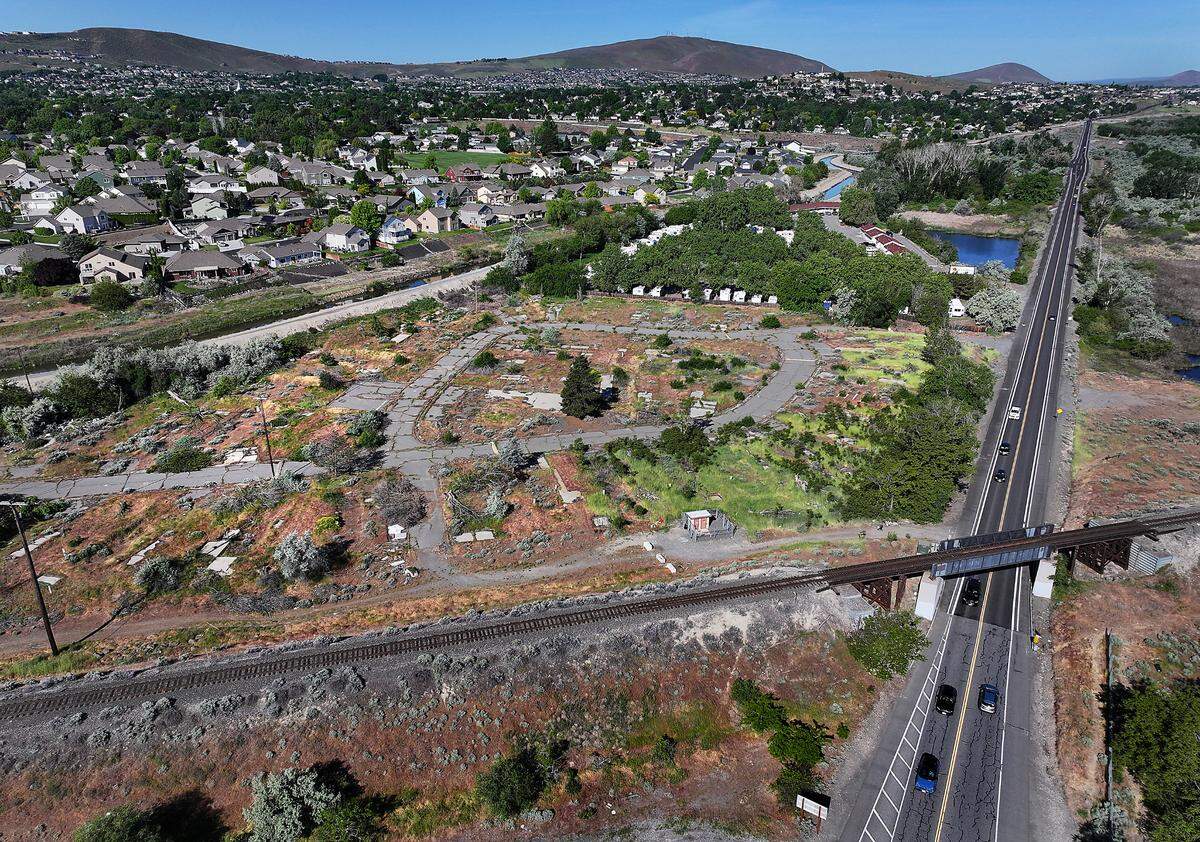 The permitting process for a new apartment complex called The Bob is underway for the property at 703 Columbia Park Trail in Richland near the Steptoe roundabout.