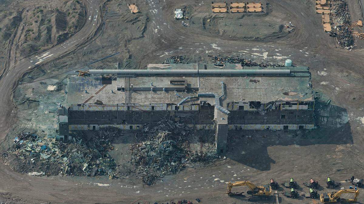 Work could resume next week at Hanford’s Plutonium Finishing Plant with the packaging and removal of demolition debris outside the main part of the plant. Most work at the demolition project has been on hold since a spread of radioactive contamination in December.