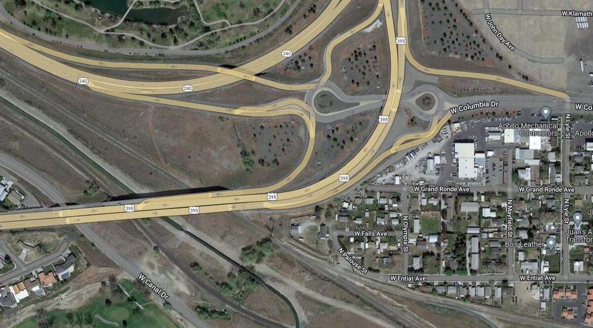 A Pasco man was hurt when he crashed on Highway 395 south of the roundabout in Kennewick early Wednesday.
